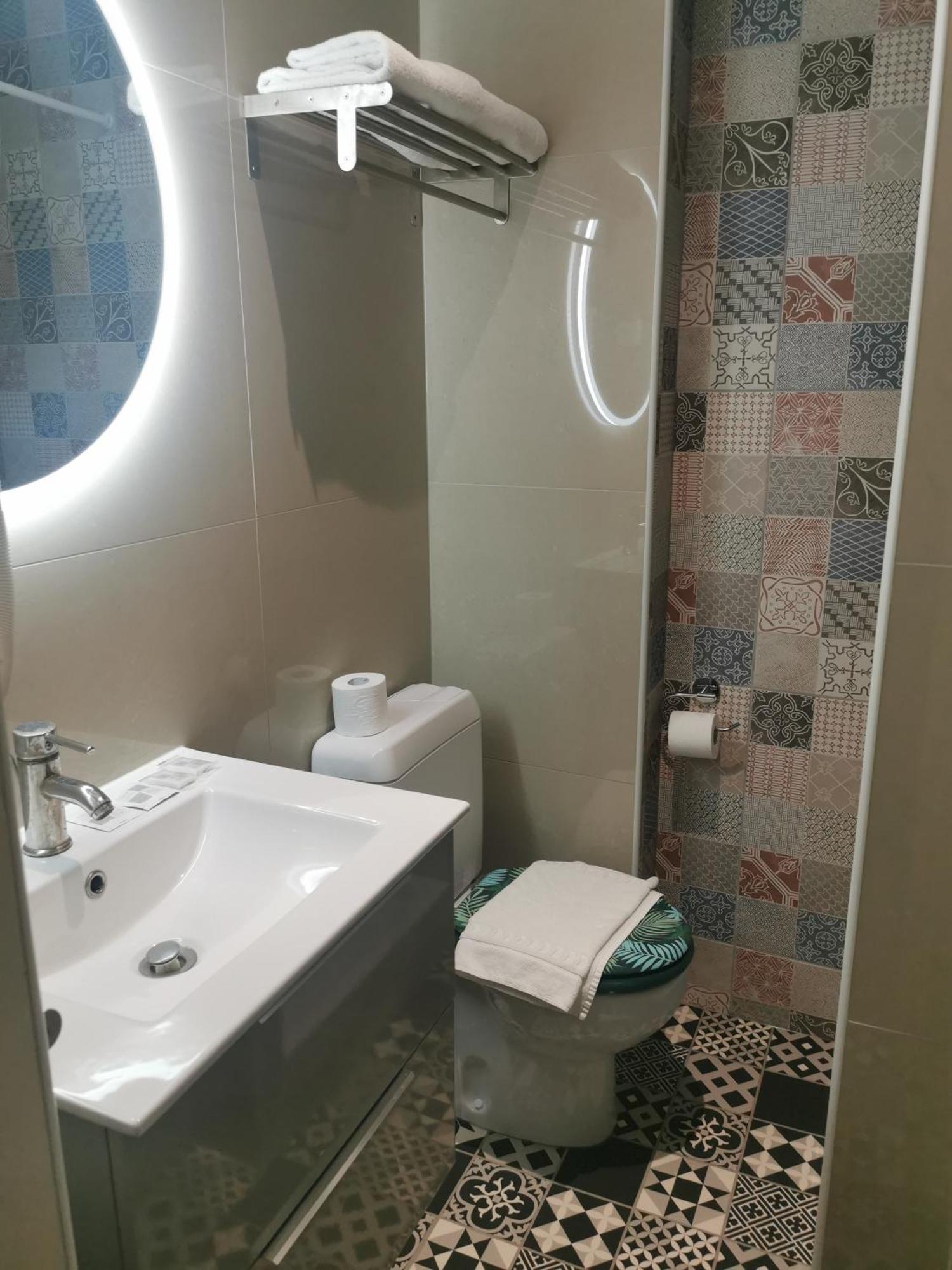 Hotel Gloria Гренобъл Екстериор снимка